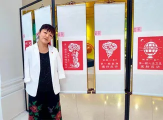 夏虹:没有翅膀也要逆风飞翔1