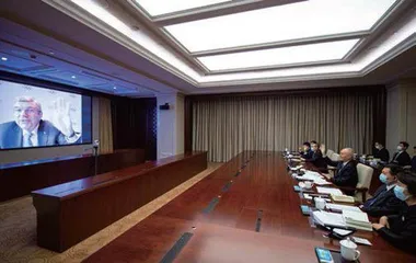 世界期待中国,中国做好准备……3