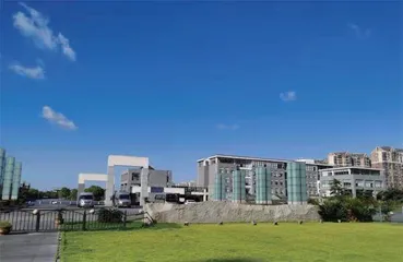浦东老人:我和太太隔离在“条件艰苦”的南汇方舱1
