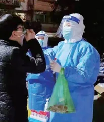 曾援金银潭医院的“硬核”护士长:这个深夜却哭了1
