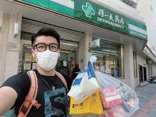 写段子的“北京哥”：骑着共享单车在上海送药