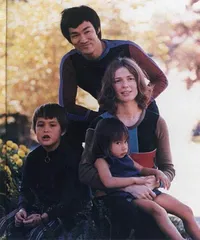 李小龙:功夫之王,自在若水1