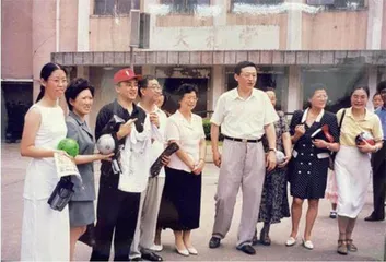 向明:中西交融的海派名校2