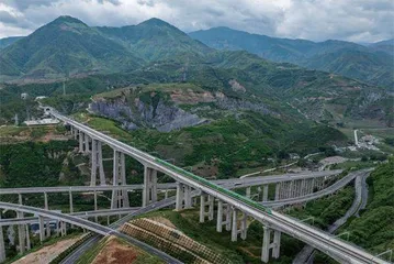 这些海外员工,为什么爱中国?3