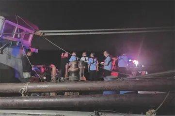 长江禁渔,水警出动3