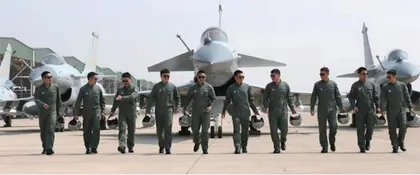 中原雄鹰:深度探营空军歼-10B战队2