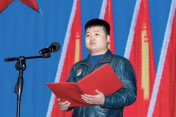 中原雄鹰:深度探营空军歼-10B战队5