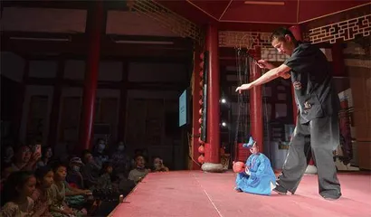 探幽寻秘刺桐夹道花开新2