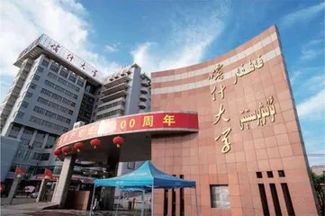 从大学、中学到职教上海教师援疆大组团:全面输送先进理念1