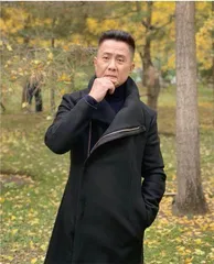张志坚:演的是军人、枭雄、男人5