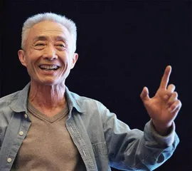 百万年轻人为什么追捧他们?3