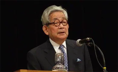 诺⻉尔⽂学奖获得者⼤江健三郎的中国情缘1