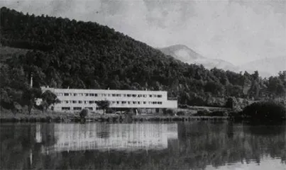 ⿊⼭学院：⼀段艺术教育史