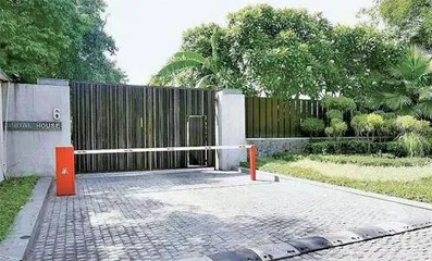 萨维特⾥· ⾦达尔7