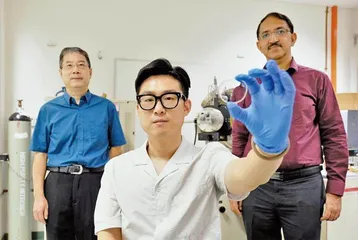 眼镜起雾有望改善? 科学家开发新型多功能涂层2