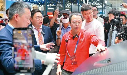 “顶流”雷军与“网红”周鸿祎1