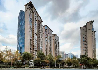 地产2022:扛住基本盘,再获重申“支柱产业”1