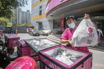 “生鲜第一股”危矣1