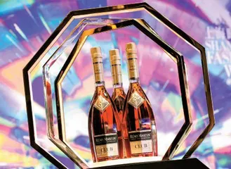 到广州富力丽思卡尔顿酒店尝“熊猫笋”1