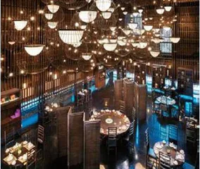 北京宝格丽酒店臻呈“绮丽鎏金”月饼礼盒2