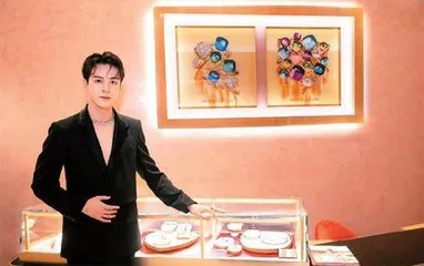 PRADA 广州太古汇精品店开幕 3