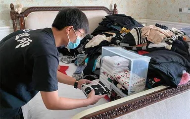 收纳师,叠叠衣服就能赚得盆满钵满?1