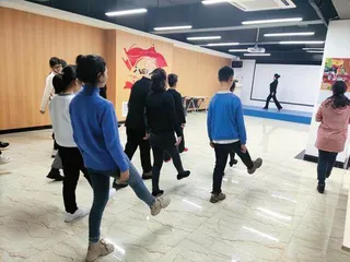 大龄自闭症少年的未来之路1