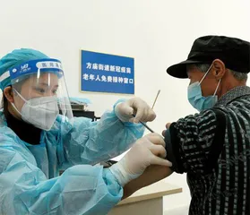 老人新冠疫苗接种率，距离免疫屏障还差多少？