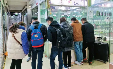 起底华强北美妆代购产业链2