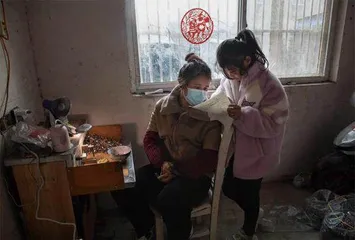 脑瘫四胞胎，站起来了9