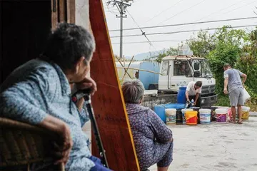 极端气候下舍不得开空调真的会死人1