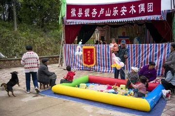 秦岭山中木偶戏7
