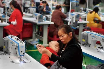 湖南凤凰新“千户苗寨”12