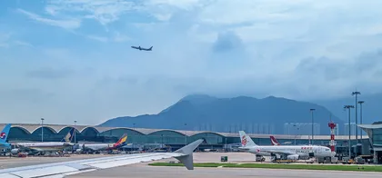 香港：背靠祖国联通世界