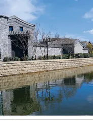水系蜿蜒，承中轴血脉
