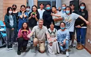 瑞典教师眼中的中国精神