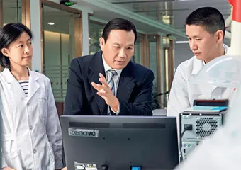 培养 “一国两制”事业的传承者
