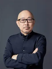 新导演推手王红卫：在左右互搏中往前走