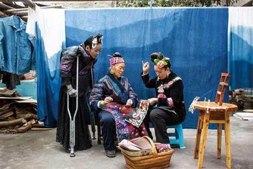 深山里的苗绣“守艺人”7