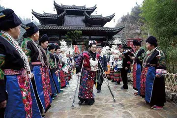 深山里的苗绣“守艺人”12