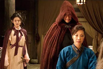 奥斯卡首位亚裔最佳女主角杨紫琼的多重宇宙8