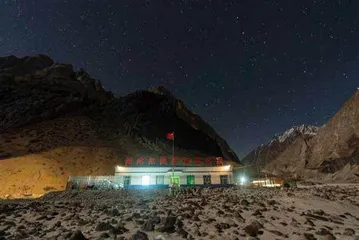 在夏特古道深处戍边12