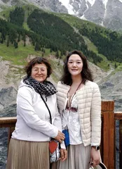 王食欲VS永爱：肯定“鸡娃”的女儿与后悔“鸡娃”的妈妈