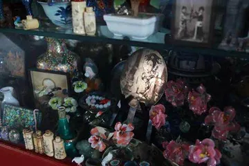 马秋莎:用一家古董店映照自我和时代2