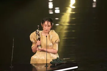“你知不知道,我等到花儿都谢了”7