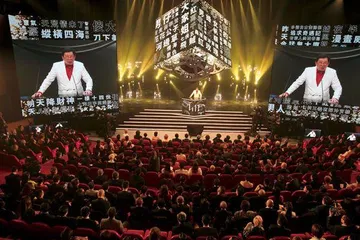 “你知不知道,我等到花儿都谢了”8