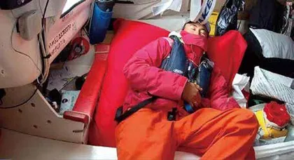 独臂船长徐京坤和他的超级赛船5