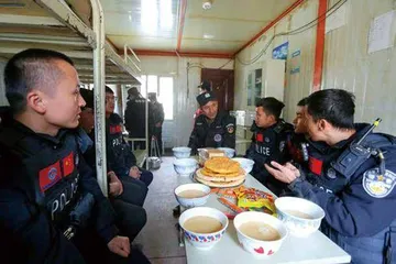 在喀喇昆仑守候微光10