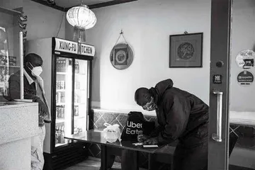 南非疫情下的外卖骑手2