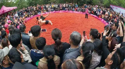 歌圩上的农民运动会3